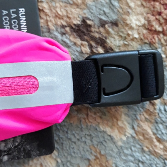 Nike running waistpack - Picture 10 of 13